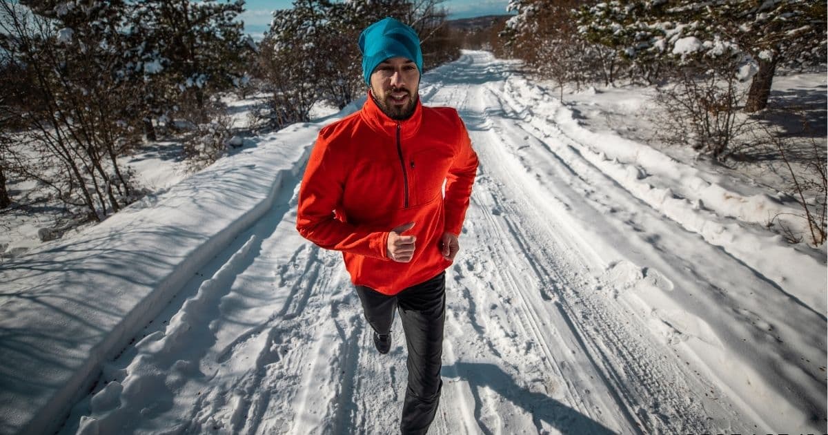 Courir en hiver : s'équiper pour faire du sport par temps froid